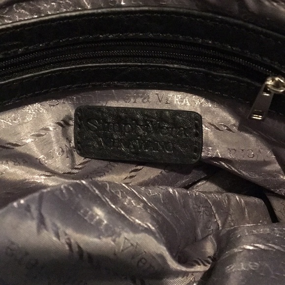 Simply Vera wang bag - Picture 4 of 4